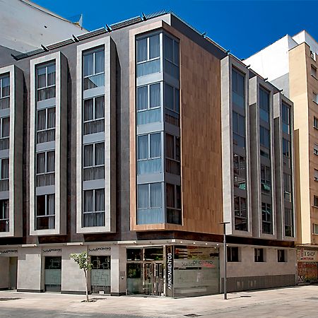 Apartamentos Suites Oficentro Deluxe Malaga Luaran gambar