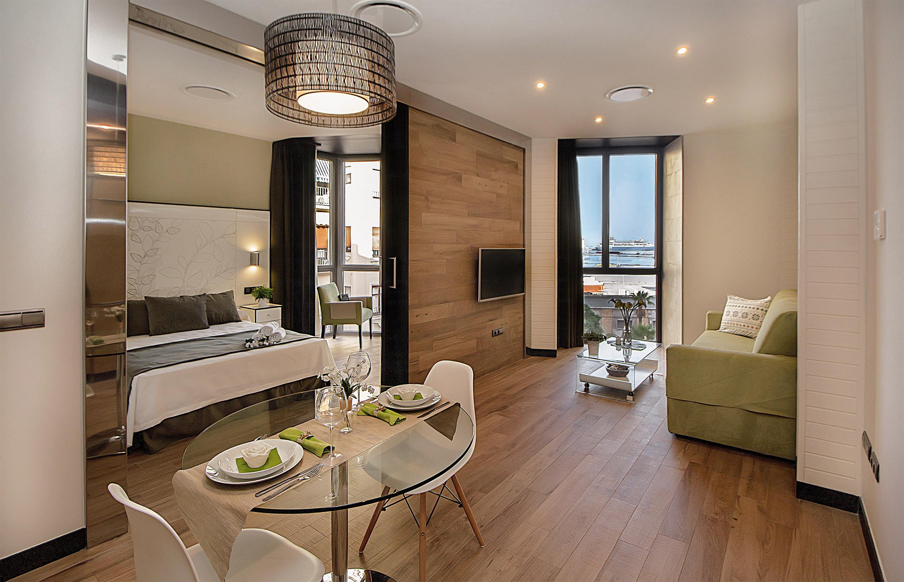Apartamentos Suites Oficentro Deluxe Malaga Luaran gambar