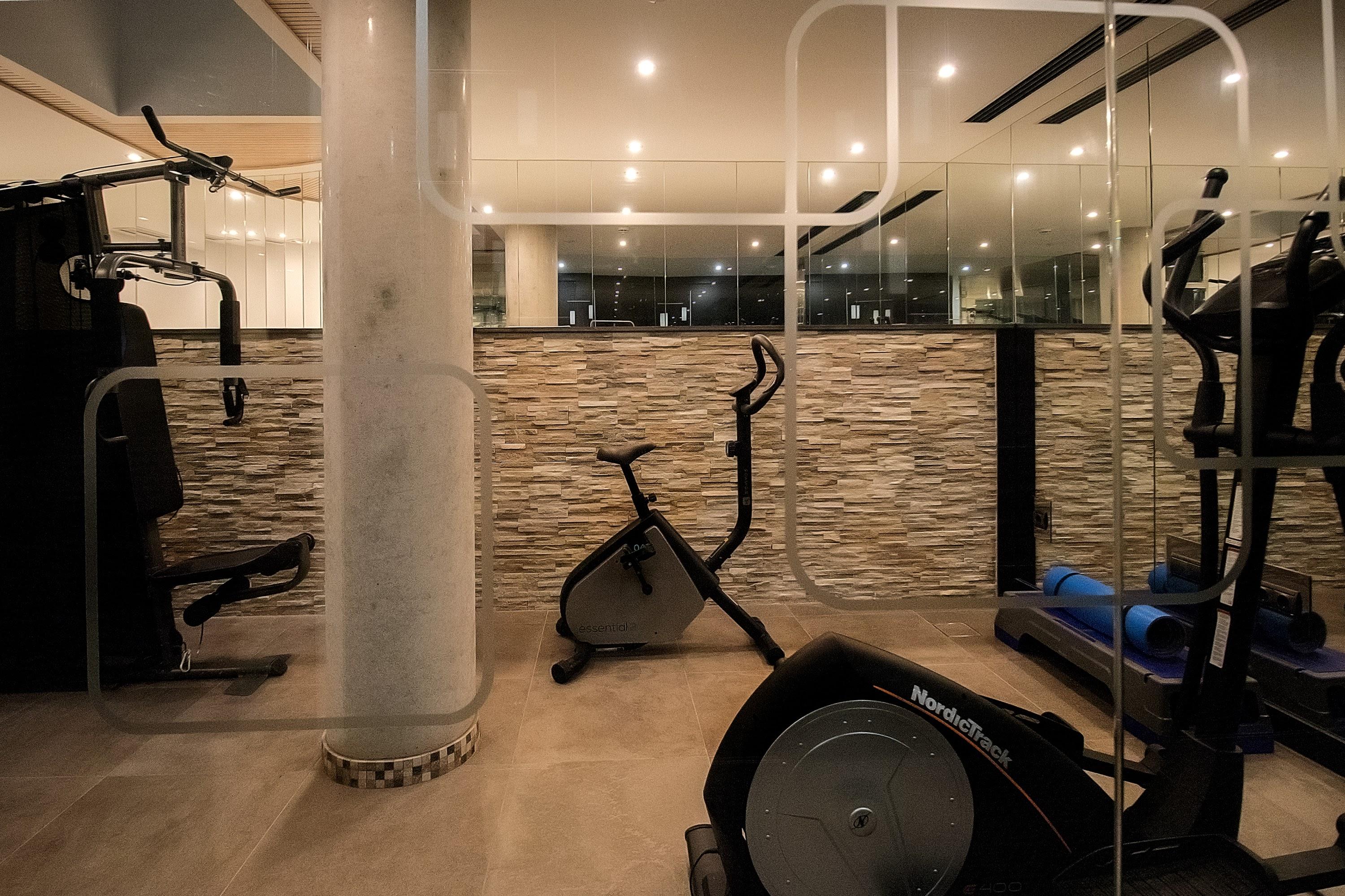 Apartamentos Suites Oficentro Deluxe Malaga Luaran gambar